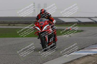 media/Nov-30-2025-TrackDaz (Sun) [[d8b22663df]]/A Group/Session 4 (Wheelie Bump)/